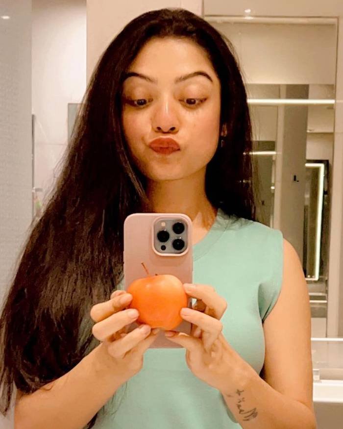 varsha bollamma_teluguvox 1